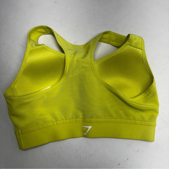 Gymshark women’s Yellow Sports Bra size small - Picture 3 of 8